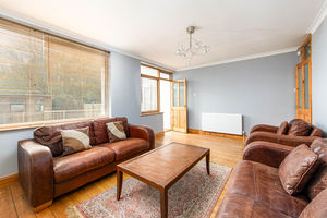 Photo 25- click for photo gallery